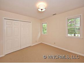 2 WINDRUSH LANE - Photo 13