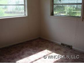 81 FLAT CREEK CHURCH RD - Photo 8