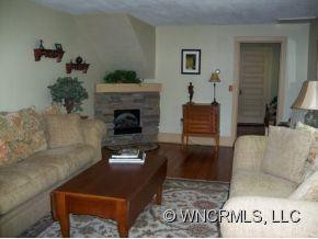 12 Hickory Lane - Photo 3