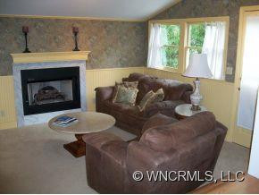 12 Hickory Lane - Photo 10