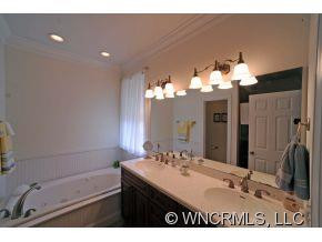 28 Woods Crossing Way - Photo 13