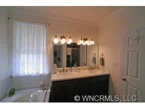 28 Woods Crossing Way - Photo 15