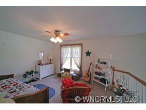28 Woods Crossing Way - Photo 18