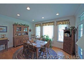 28 Woods Crossing Way - Photo 3