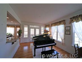 28 Woods Crossing Way - Photo 7