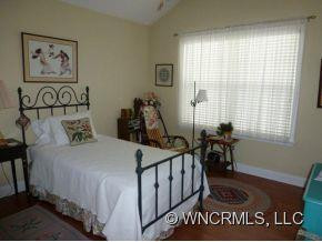 26 Mountain Meadow Circle - Photo 13