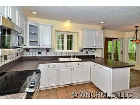 10 Cedar Summit Road - Photo 5