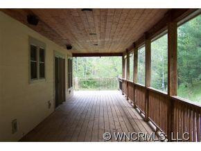 153 Bee Branch Road - Photo 16