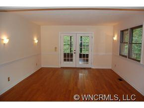 405 N Overlook Terrace - Photo 2