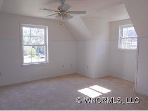60 Legend Drive - Photo 14