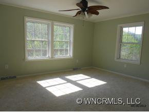 60 Legend Drive - Photo 5