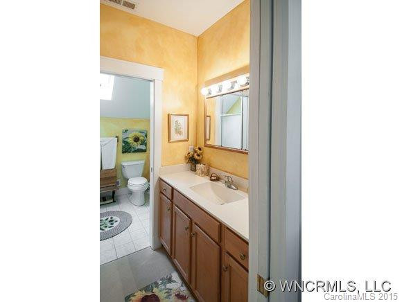 1 Wedgewood Terrace - Photo 14