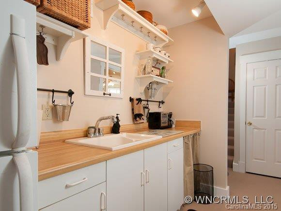 1 Wedgewood Terrace - Photo 16