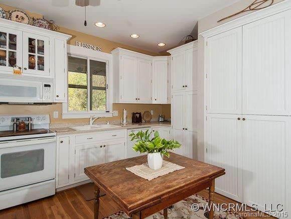1 Wedgewood Terrace - Photo 5
