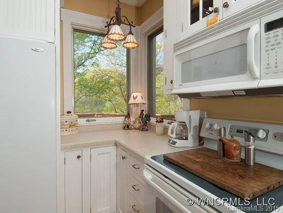 1 Wedgewood Terrace - Photo 6