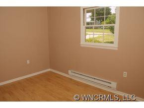 104 Brookside Drive - Photo 12