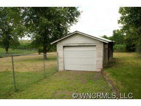 104 Brookside Drive - Photo 4