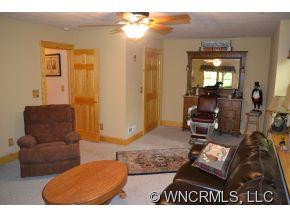 924 Creekside Drive - Photo 15