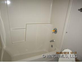 305 Piney Mountain Dr Unit D4 - Photo 13