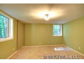 10 Pine Tree Road - Photo 15