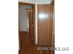 147 Hillside Drive - Photo 4