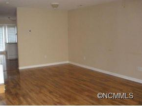 97 STAFFORD COURT - Photo 2