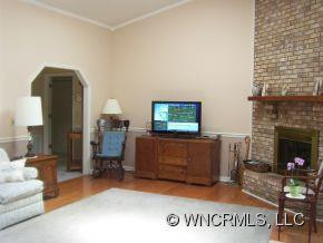 331 Thunder Road - Photo 8