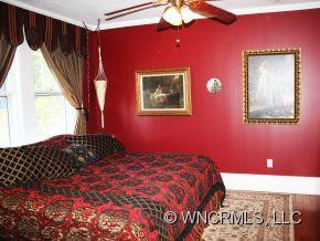 31 Elizabeth Street - Photo 10