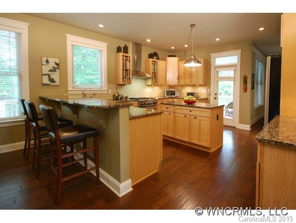 32 Kingsmill - Photo 3