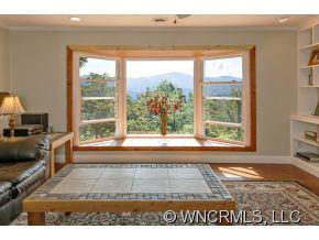 1031 Scenic Circle - Photo 6