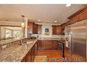1031 Scenic Circle - Photo 8