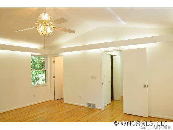 500 Fairway Drive - Photo 14