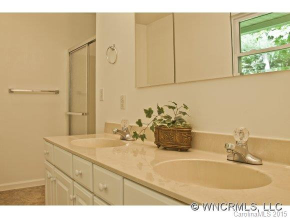 500 Fairway Drive - Photo 15