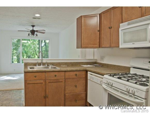 500 Fairway Drive - Photo 3