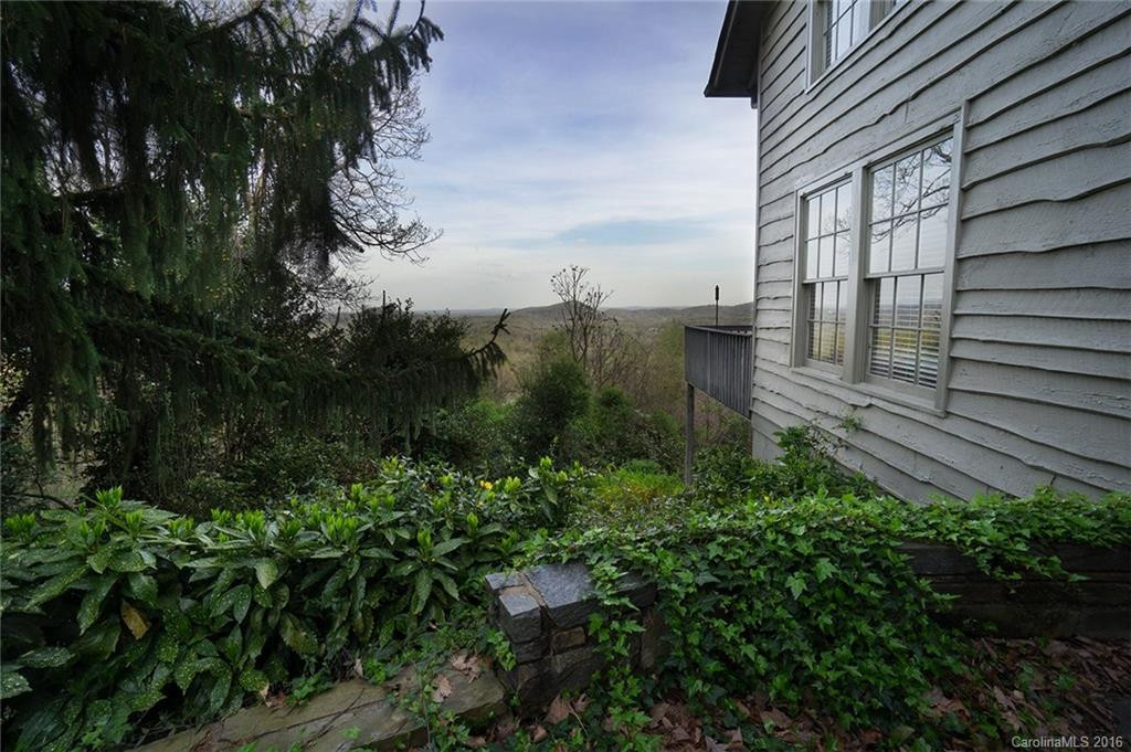 1385 Hogback Mountain Rd. - Photo 10