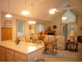 10 HONEYCOMBE CIRCLE - Photo 3