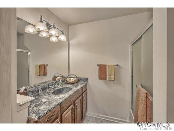 160 Southpointe Drive - Photo 19
