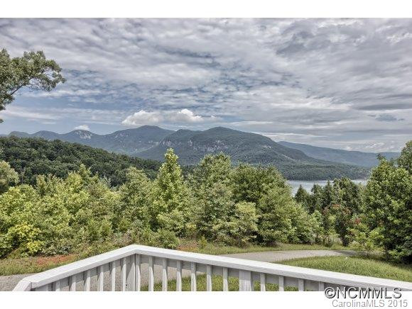 160 Southpointe Drive - Photo 3