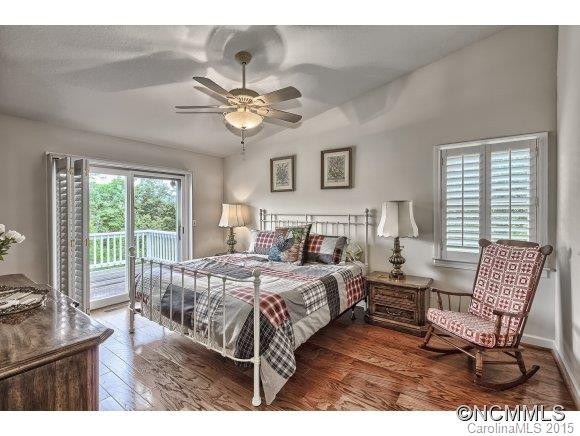 160 Southpointe Drive - Photo 10