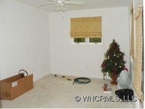 143 Camellia Way - Photo 23