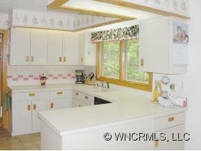143 Camellia Way - Photo 10