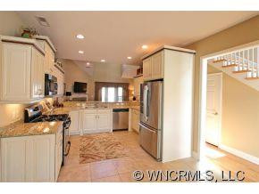 42 Burlington - Photo 4