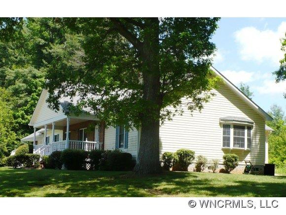 11 Westview Lane