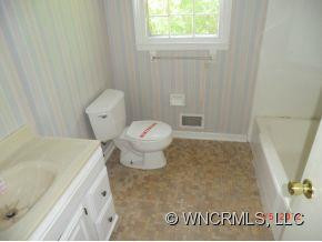 12 Chateau Place - Photo 3