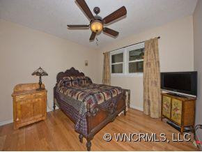 435 DEERHAVEN LANE - Photo 13