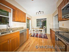 435 DEERHAVEN LANE - Photo 5