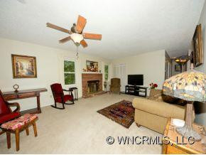 435 DEERHAVEN LANE - Photo 8