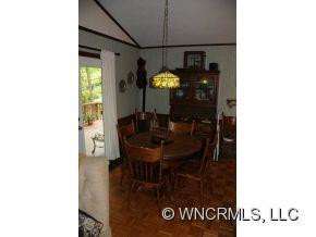 460 Armstrong Avenue - Photo 3