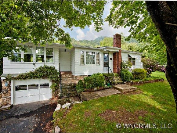 96 LILLIE LANE