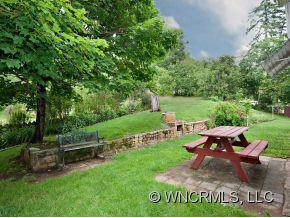96 LILLIE LANE - Photo 10